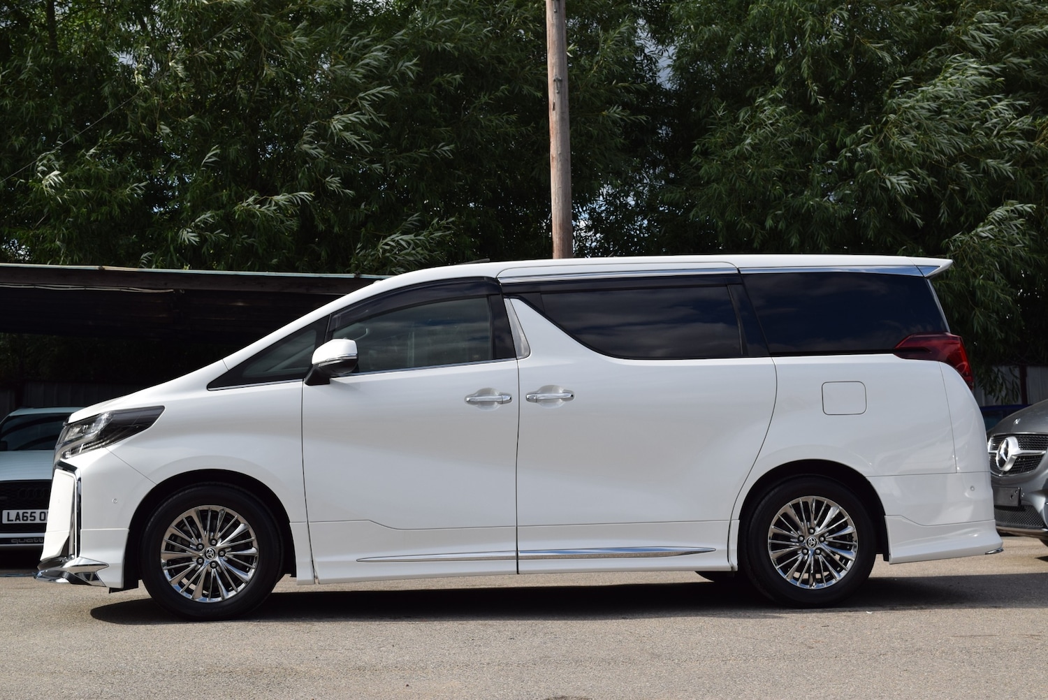 Used Toyota Alphard 2024 for sale - 77124266: Photo 8