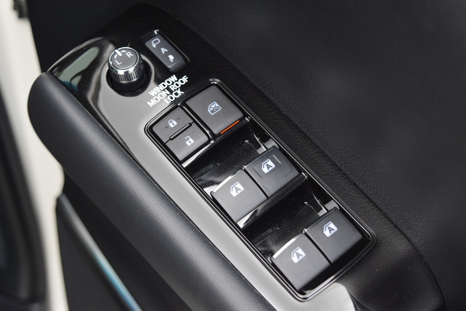 Used Toyota Alphard 2024 for sale - 77124266: Photo 81