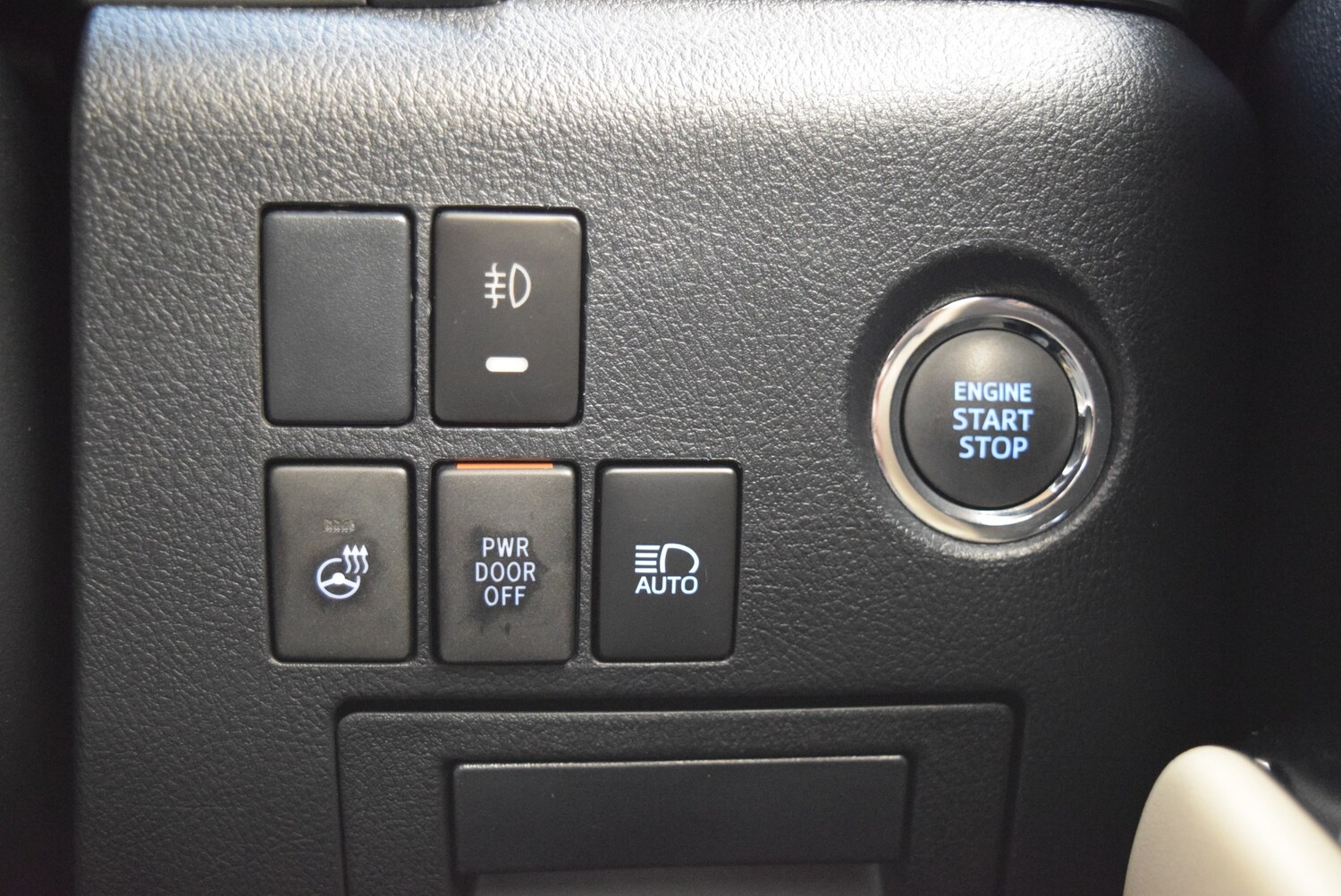 Used Toyota Alphard 2020 for sale - 77682823: Photo 52