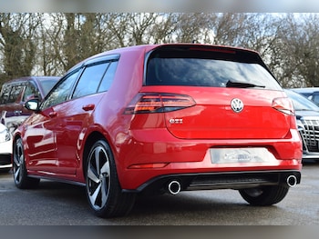 Used Volkswagen Golf 2018 for sale - 77358276: Photo