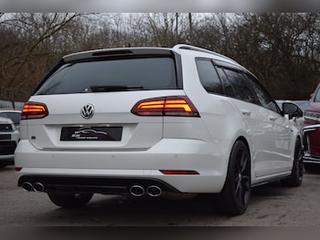 Used Volkswagen Golf 2018 for sale - 77387788: Photo