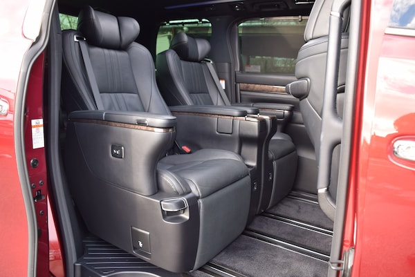 Used Toyota Alphard for sale - 73426169: Photo 11