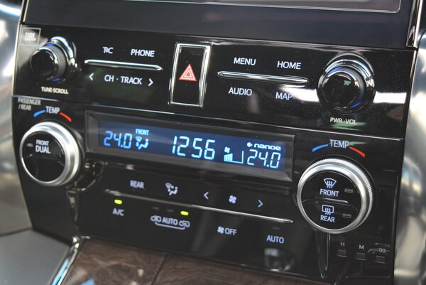 Used Toyota Alphard for sale - 73426169: Photo 44