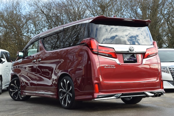 Used Toyota Alphard for sale - 73426169: Photo 4