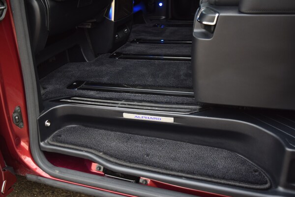 Used Toyota Alphard for sale - 73426169: Photo 62