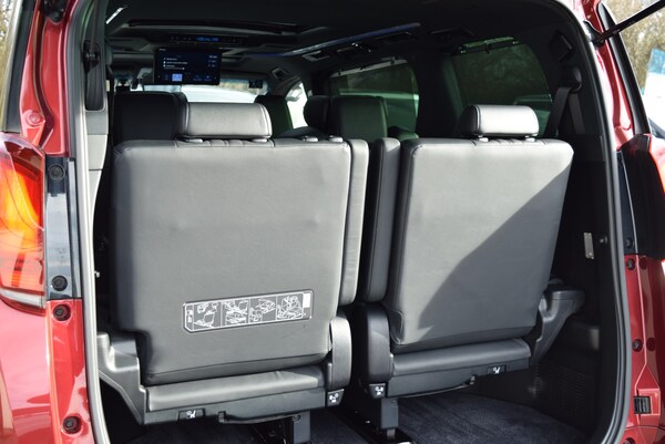 Used Toyota Alphard for sale - 73426169: Photo 69