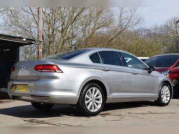 Used Volkswagen Passat 2015 for sale - 78178338: Photo