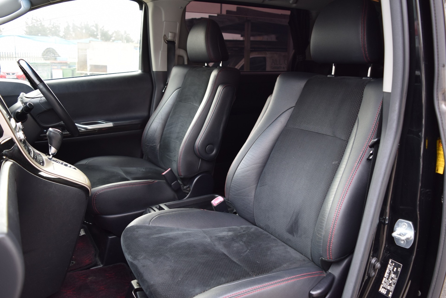 Used Toyota Vellfire 2022 for sale - 77337246: Photo 10