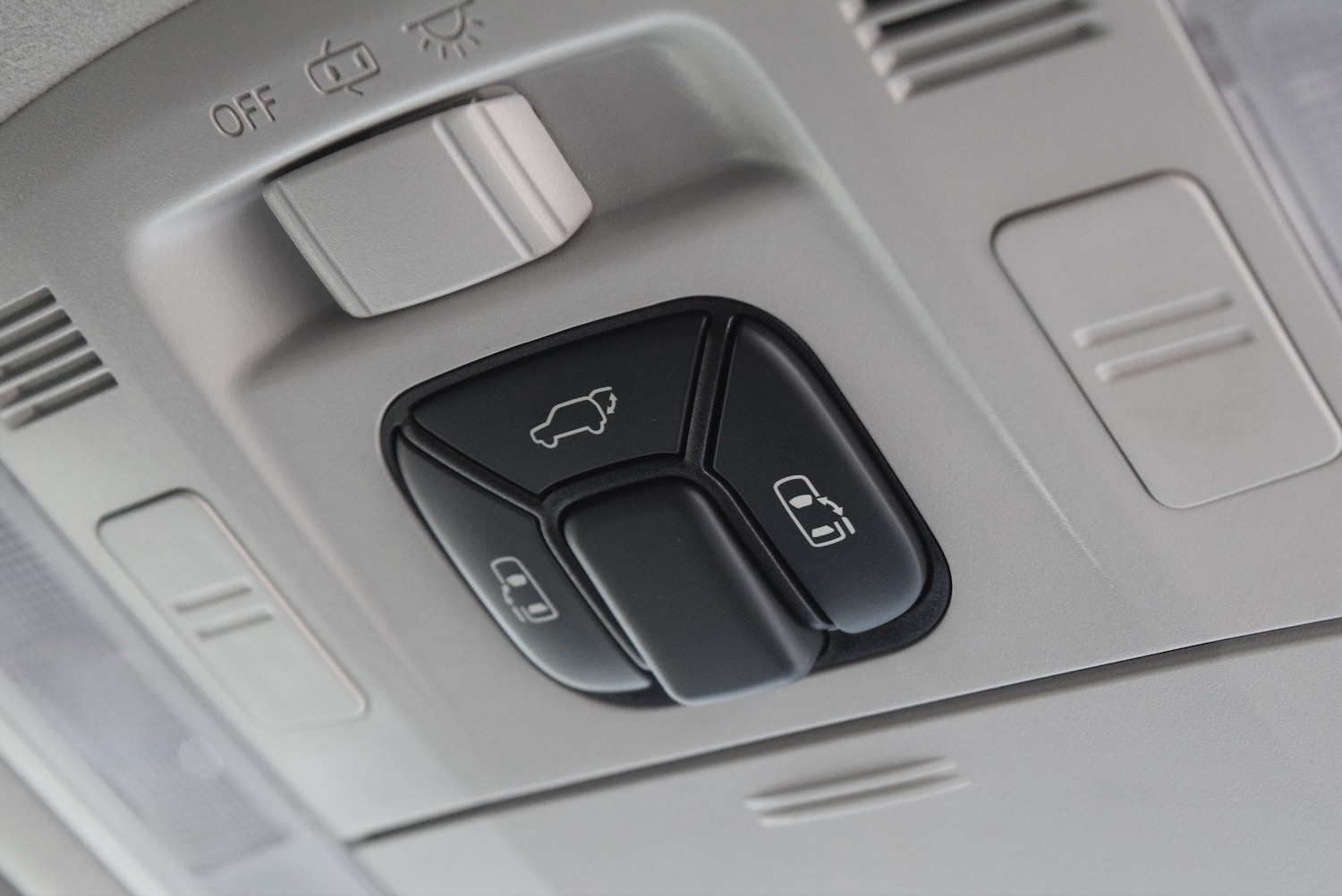 Used Toyota Vellfire 2022 for sale - 77337246: Photo 19