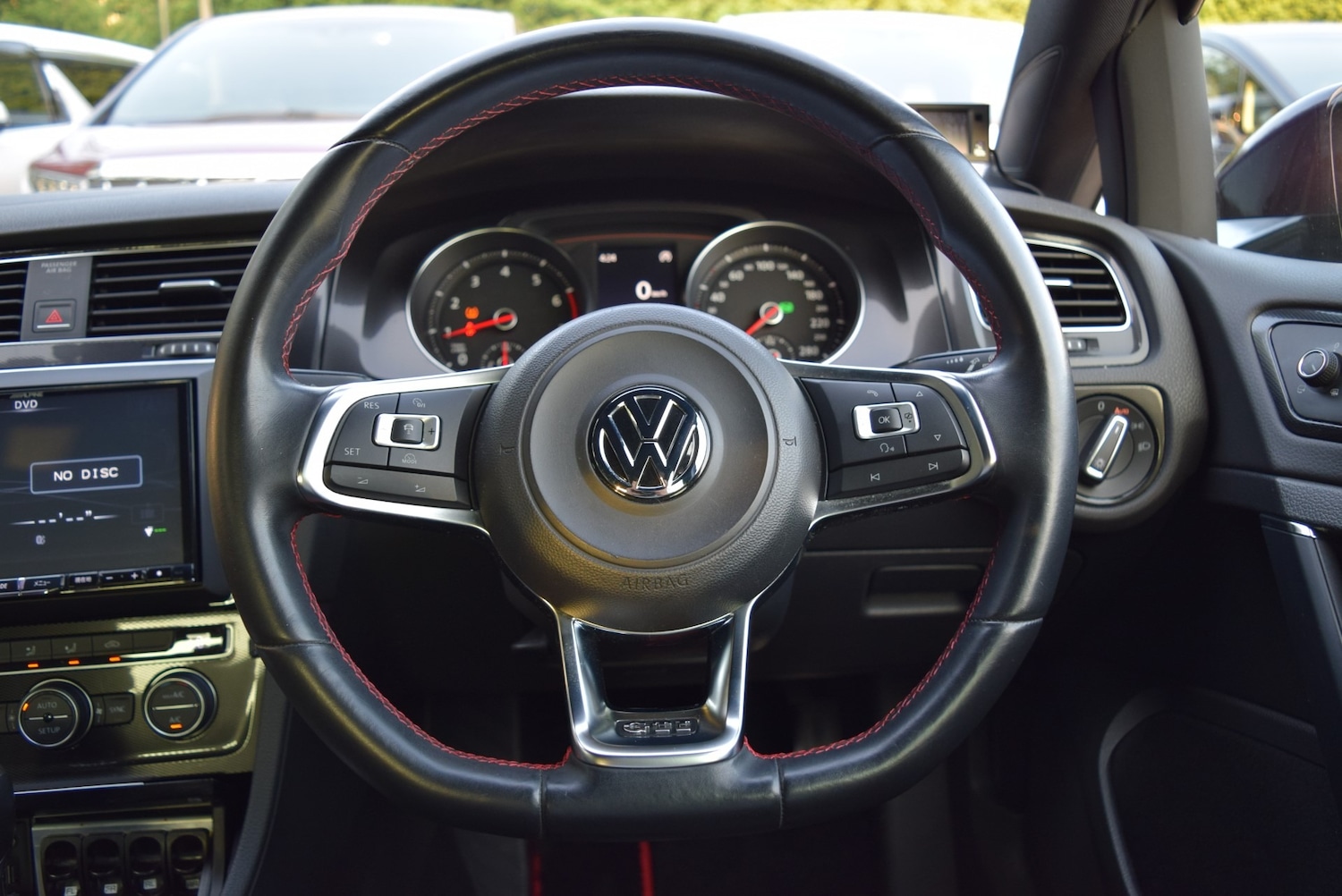 Used Volkswagen Golf 2025 for sale - 76402001: Photo 15