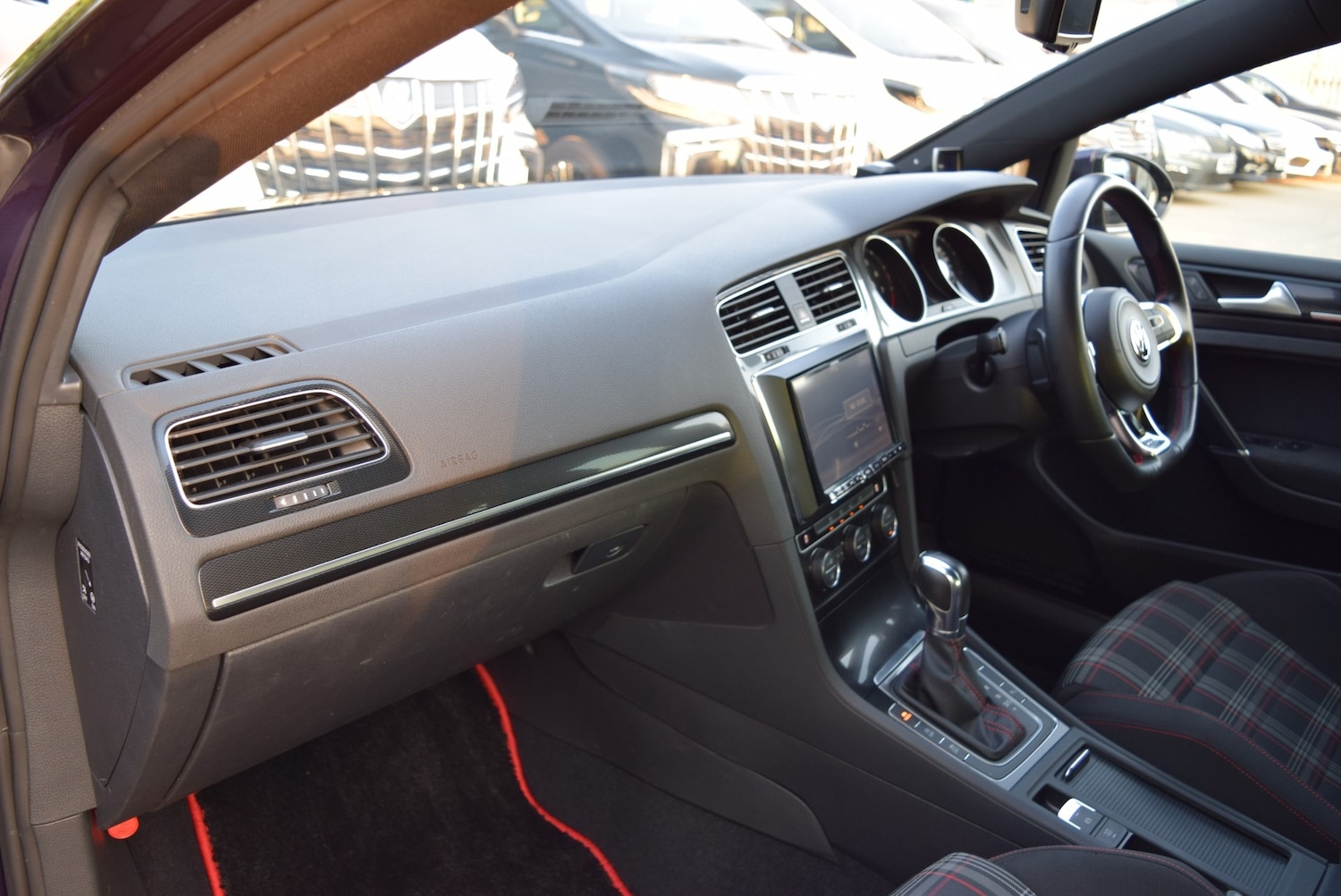 Used Volkswagen Golf 2025 for sale - 76402001: Photo 42