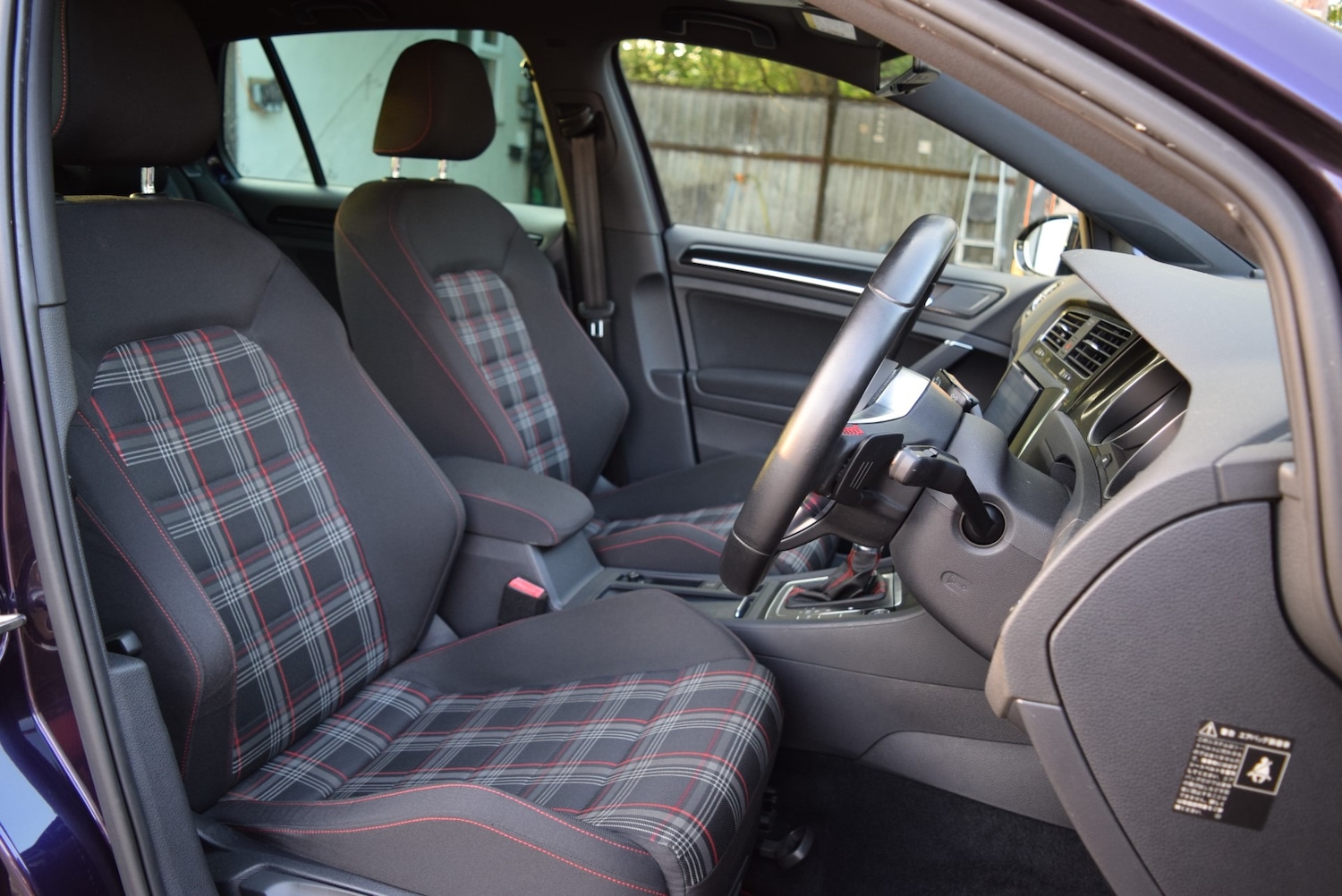 Used Volkswagen Golf 2025 for sale - 76402001: Photo 9