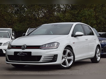 Volkswagen - Golf