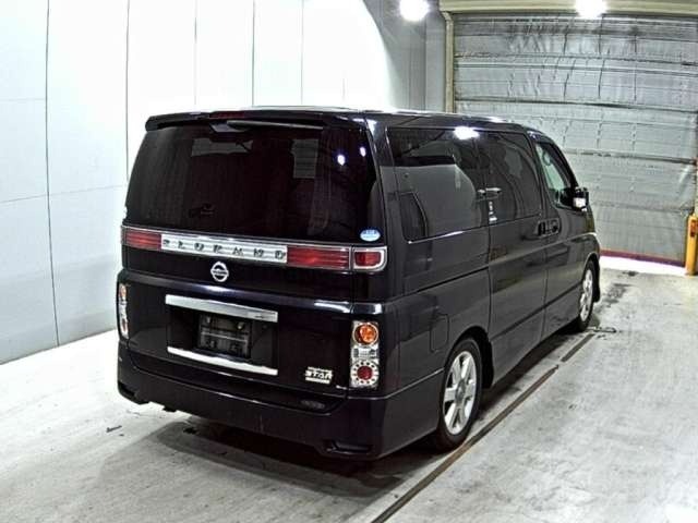 Used Nissan Elgrand 2007 for sale - 77388322: Photo 4