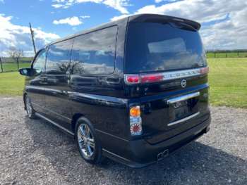 Used Nissan Elgrand 2006 for sale - 69347912: Photo