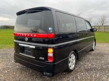 Used Nissan Elgrand 2007 for sale - 69425634: Photo