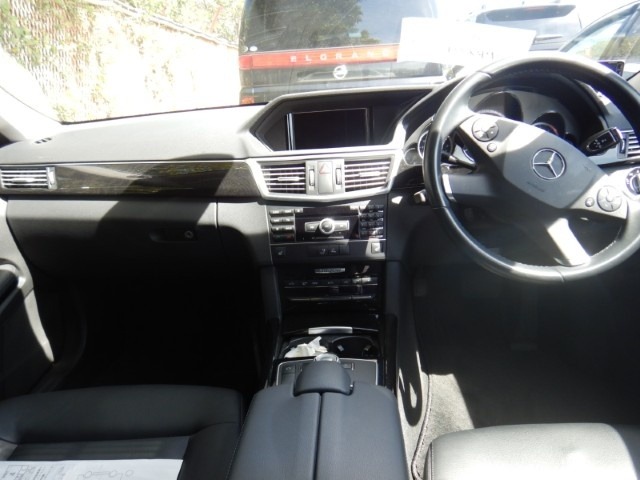 Used Mercedes-Benz E Class 2011 for sale - 75996483: Photo 12