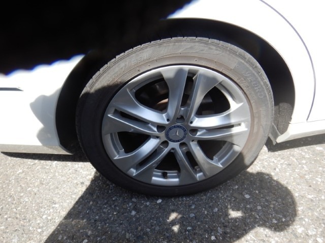 Used Mercedes-Benz E Class 2011 for sale - 75996483: Photo 15