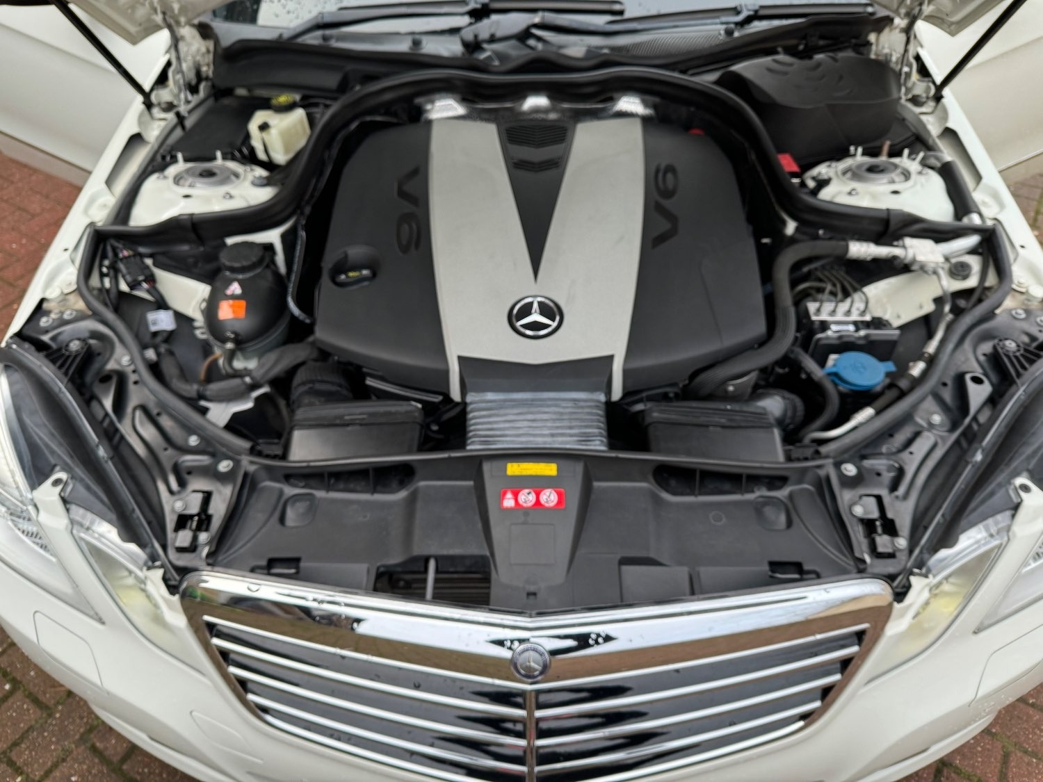 Used Mercedes-Benz E Class 2011 for sale - 75996483: Photo 20