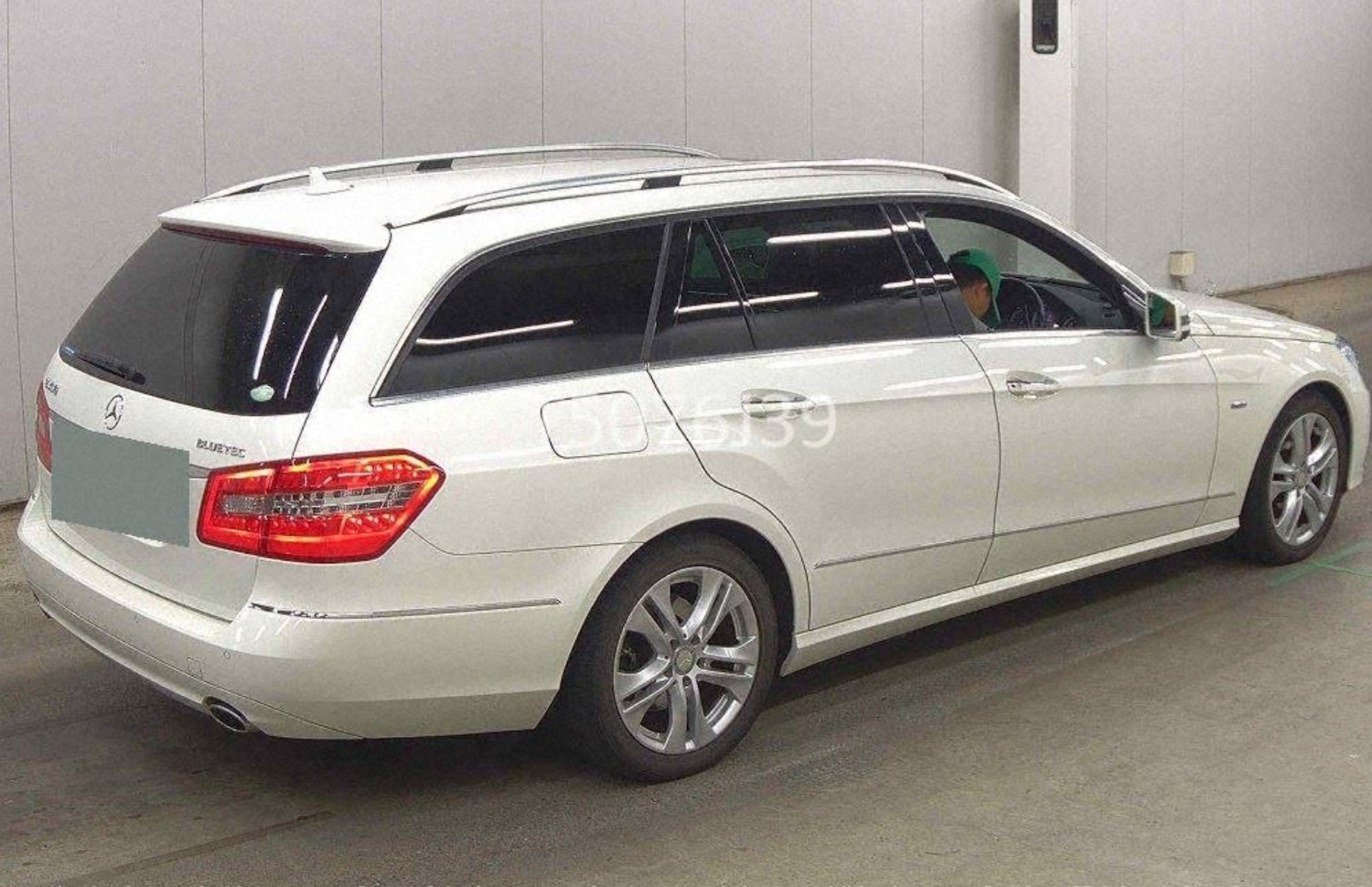 Used Mercedes-Benz E Class 2011 for sale - 75996483: Photo 8