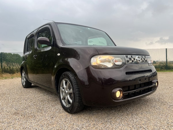 Used Nissan Cube 2010 for sale - 74010837: Photo 2