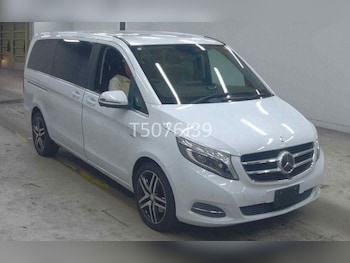 Used Mercedes-Benz V-Class 2016 for sale - 76682655: Photo