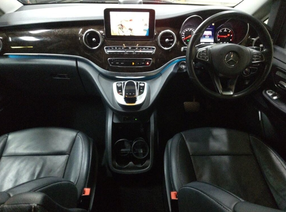 Used Mercedes-Benz V-Class 2016 for sale - 76682655: Photo 5