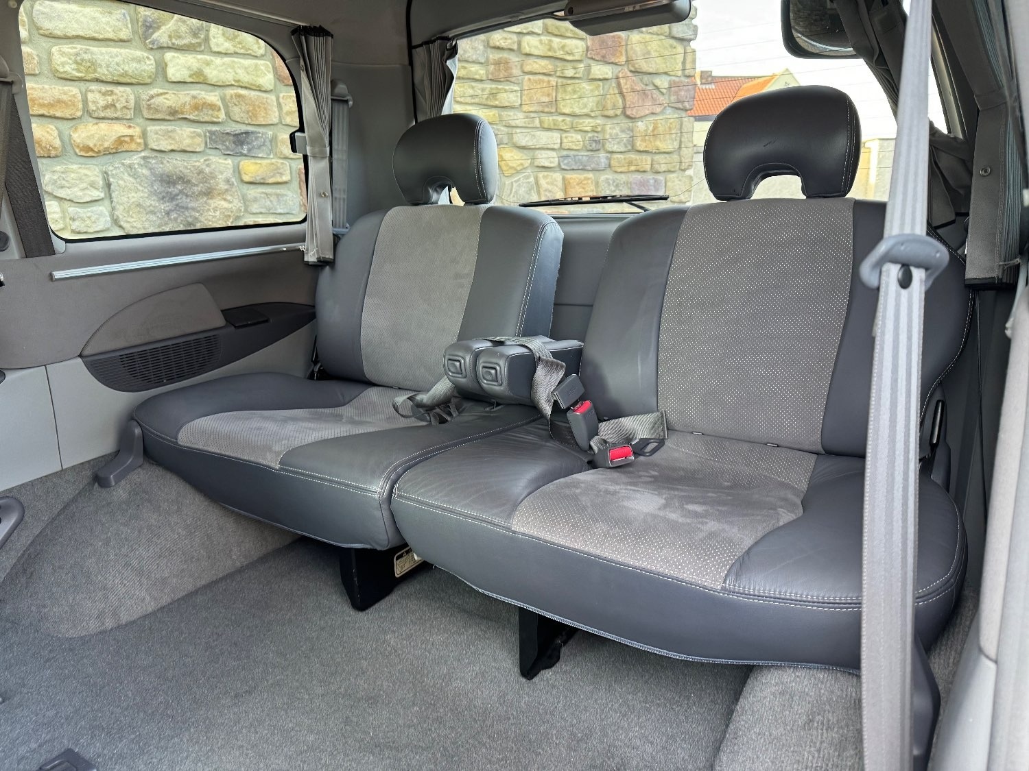 Used Mitsubishi Delica 2004 for sale - 75919074: Photo 11