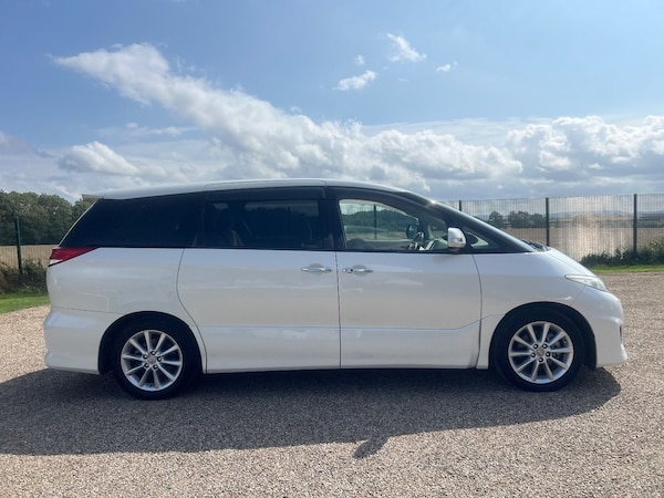 Used Toyota Estima 2012 for sale - 74286239: Photo 6