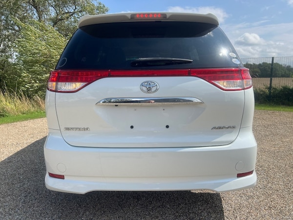 Used Toyota Estima 2012 for sale - 74286239: Photo 8