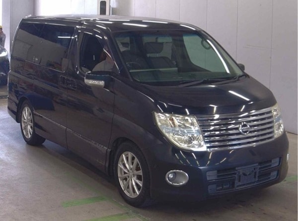 Used Nissan Elgrand 2004 for sale - 76142834: Photo 1