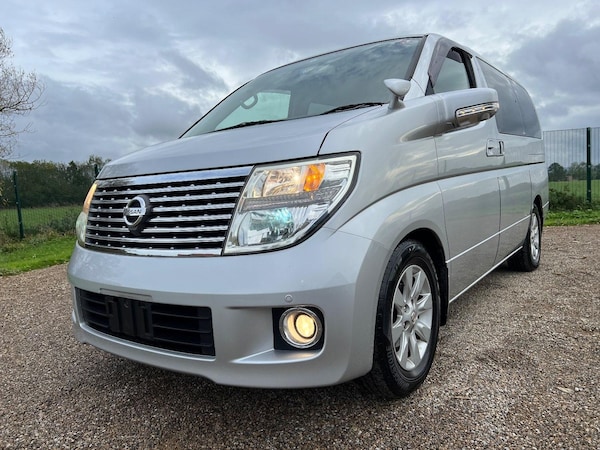 Used Nissan Elgrand 2008 for sale - 67935766: Photo 1