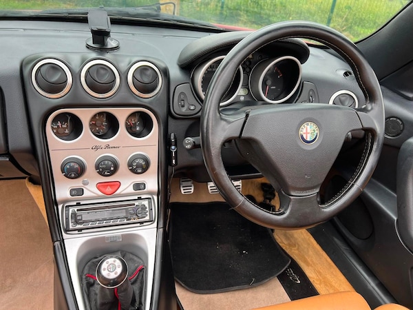 Used Alfa Romeo Spider 1999 for sale - 64959578: Photo 10