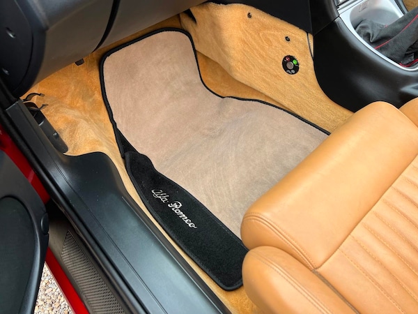 Used Alfa Romeo Spider 1999 for sale - 64959578: Photo 11