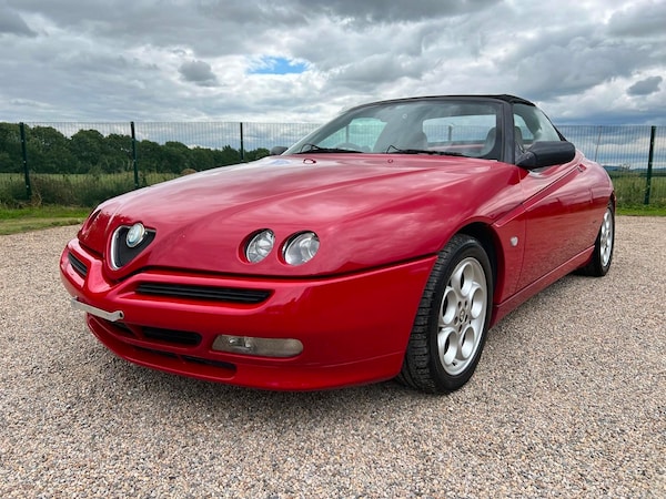 Used Alfa Romeo Spider 1999 for sale - 64959578: Photo 1