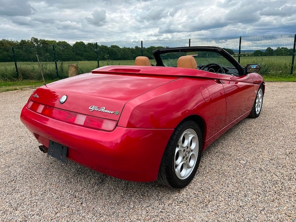Used Alfa Romeo Spider 1999 for sale - 64959578: Photo 4