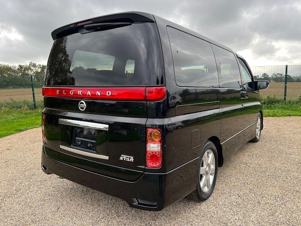 Used Nissan Elgrand 2008 for sale - 67463425: Photo 4