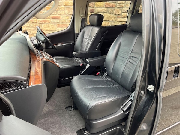 Used Nissan Elgrand 2008 for sale - 67463425: Photo 8