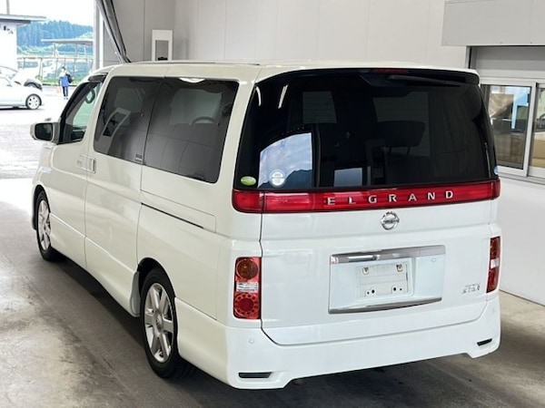 Used Nissan Elgrand 2008 for sale - 74928397: Photo 3