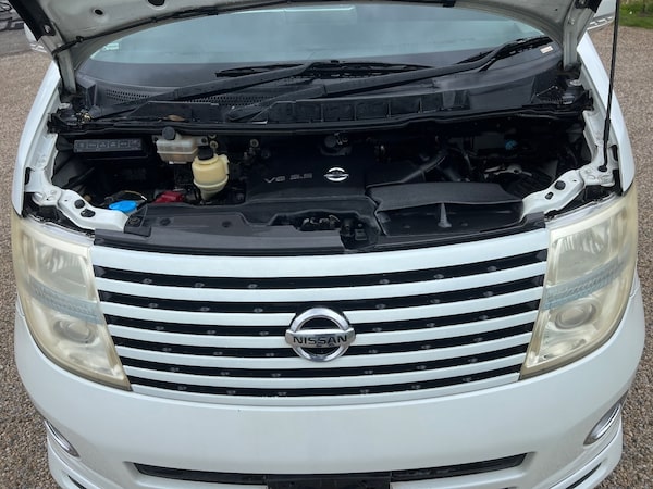 Used Nissan Elgrand 2006 for sale - 73229969: Photo 20