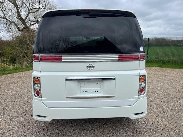 Used Nissan Elgrand 2006 for sale - 73229969: Photo 6