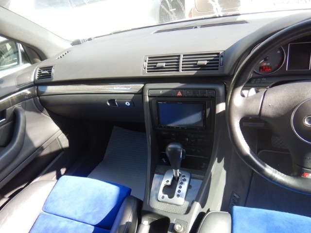 Used Audi S4 2004 for sale - 76565190: Photo 10