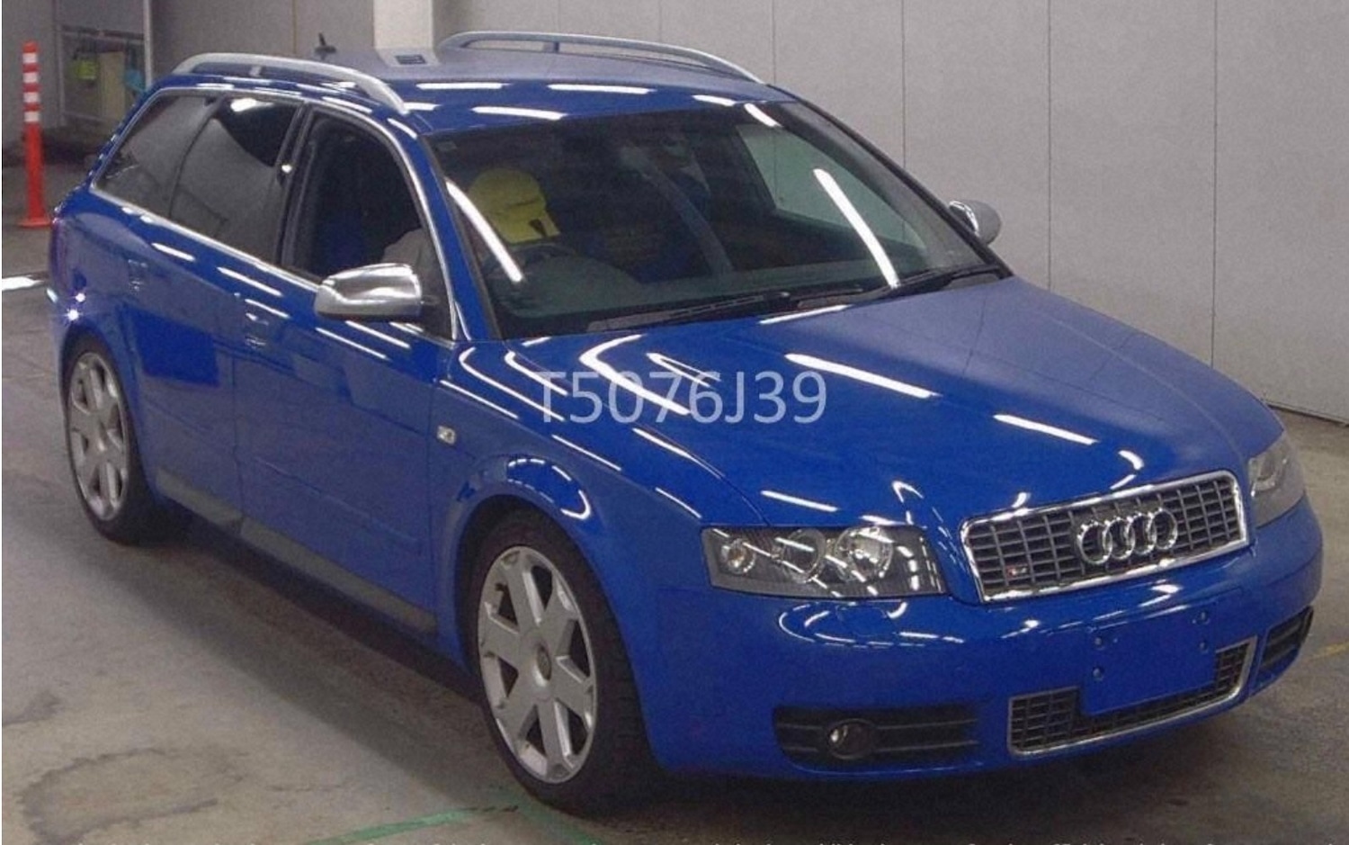 Used Audi S4 2004 for sale - 76565190: Photo 2