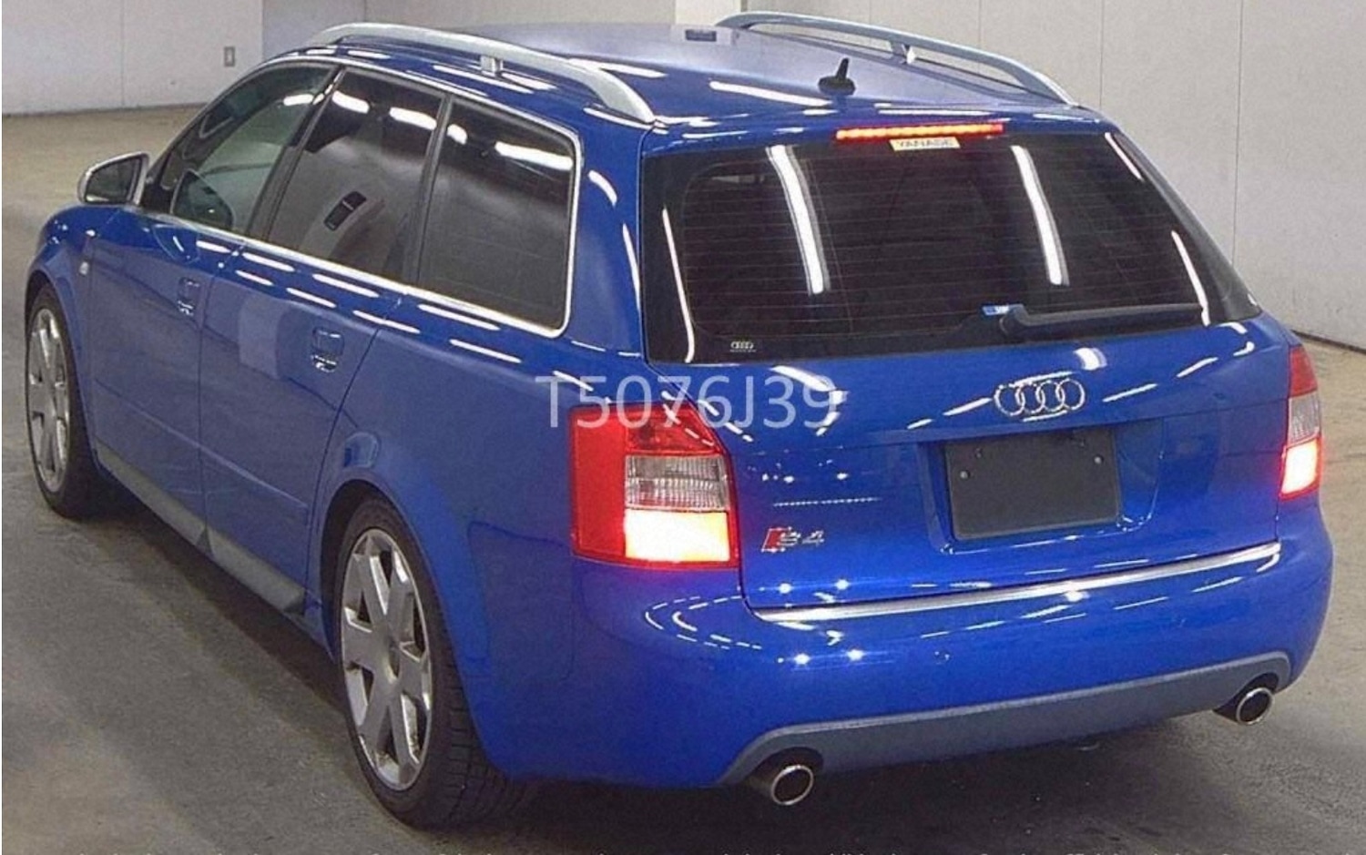 Used Audi S4 2004 for sale - 76565190: Photo 3