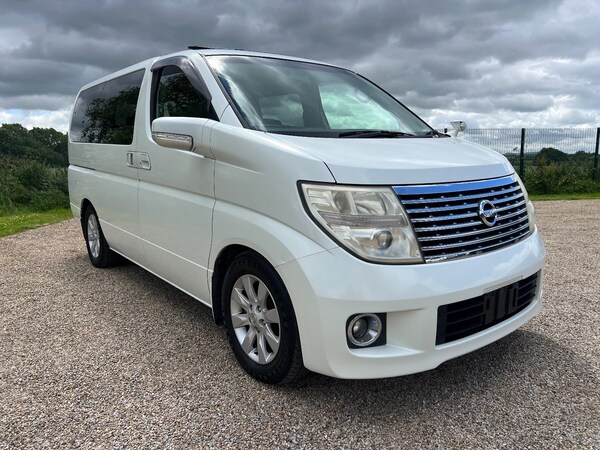 Used Nissan Elgrand 2008 for sale - 70251593: Photo 2