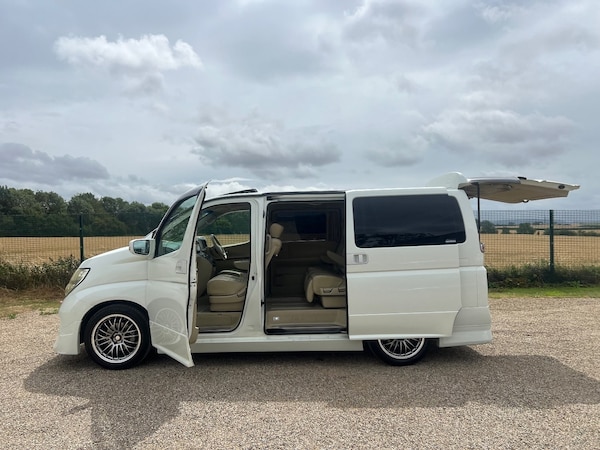 Used Nissan Elgrand 2006 for sale - 74126792: Photo 5