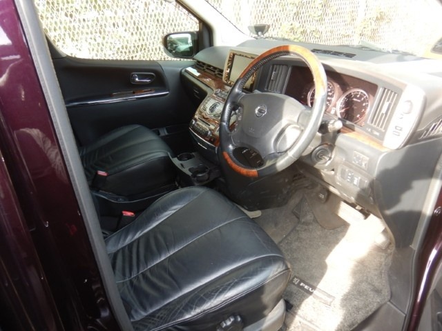 Used Nissan Elgrand 2009 for sale - 76979935: Photo 10