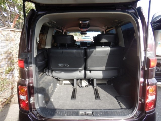 Used Nissan Elgrand 2009 for sale - 76979935: Photo 17