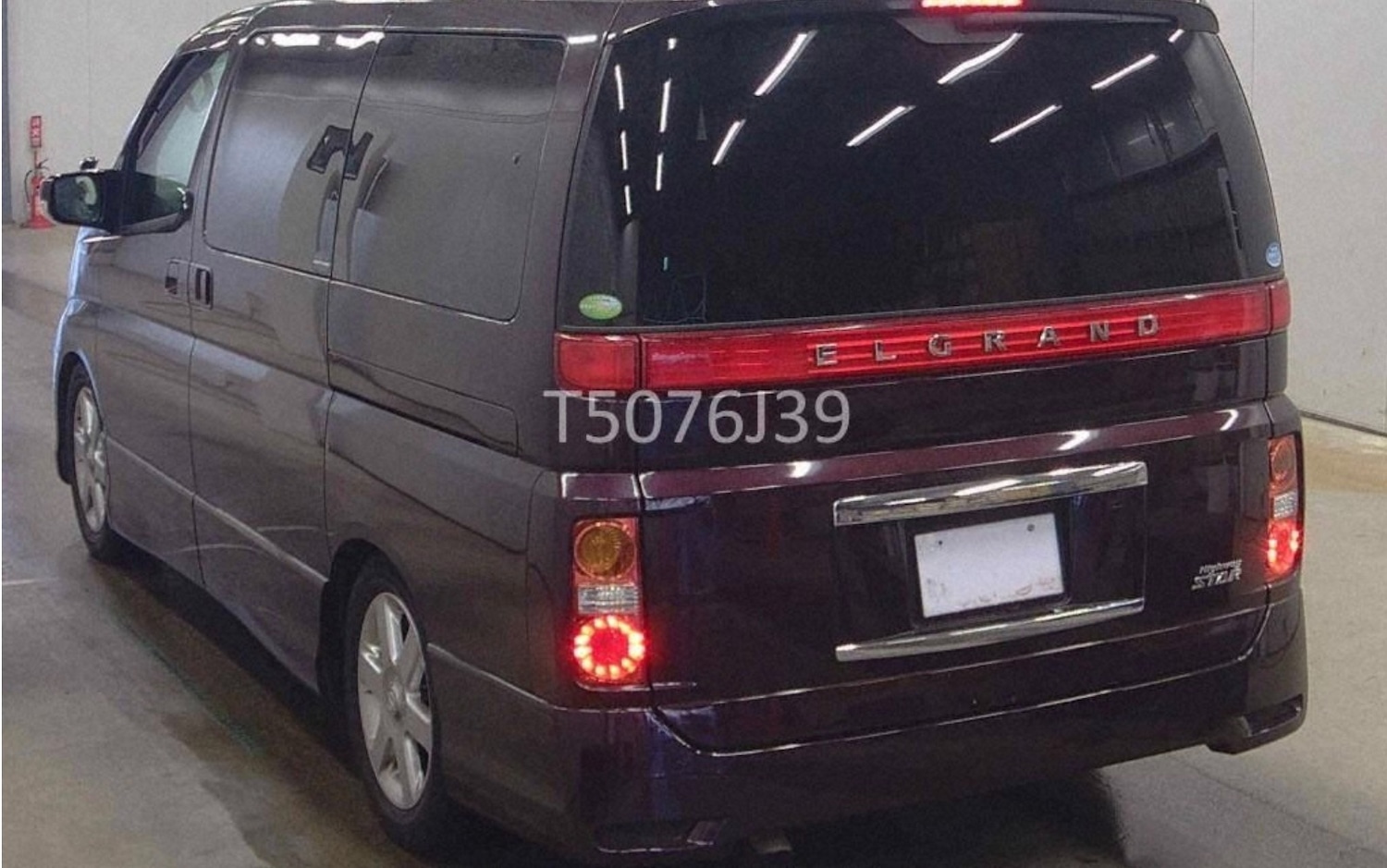 Used Nissan Elgrand 2009 for sale - 76979935: Photo 3