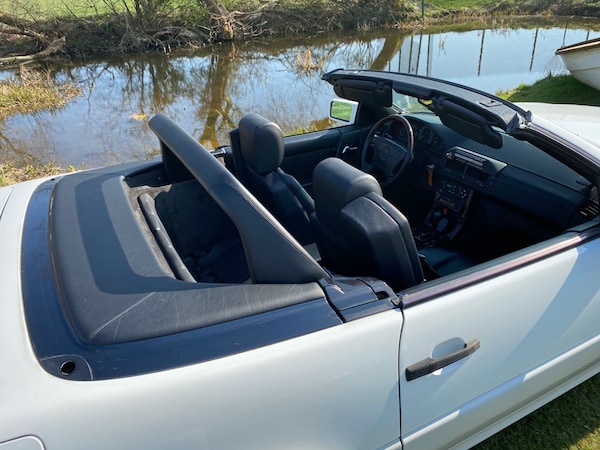 Used Mercedes-Benz SL 1996 for sale - 58833557: Photo 14
